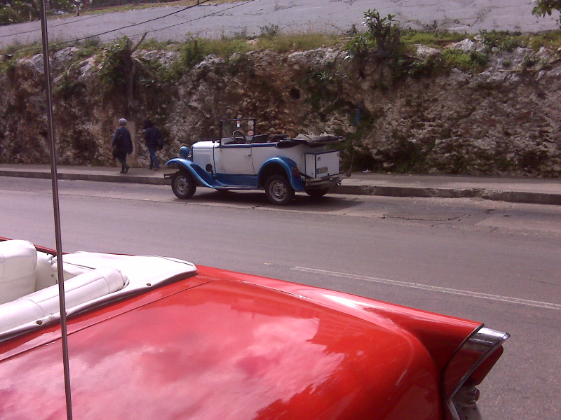 Illustration for article titled Challenge: Identify this car in Cuba